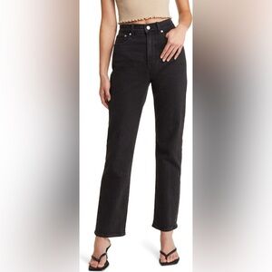 Madewell ’90s Straight Jeans in Washed Black